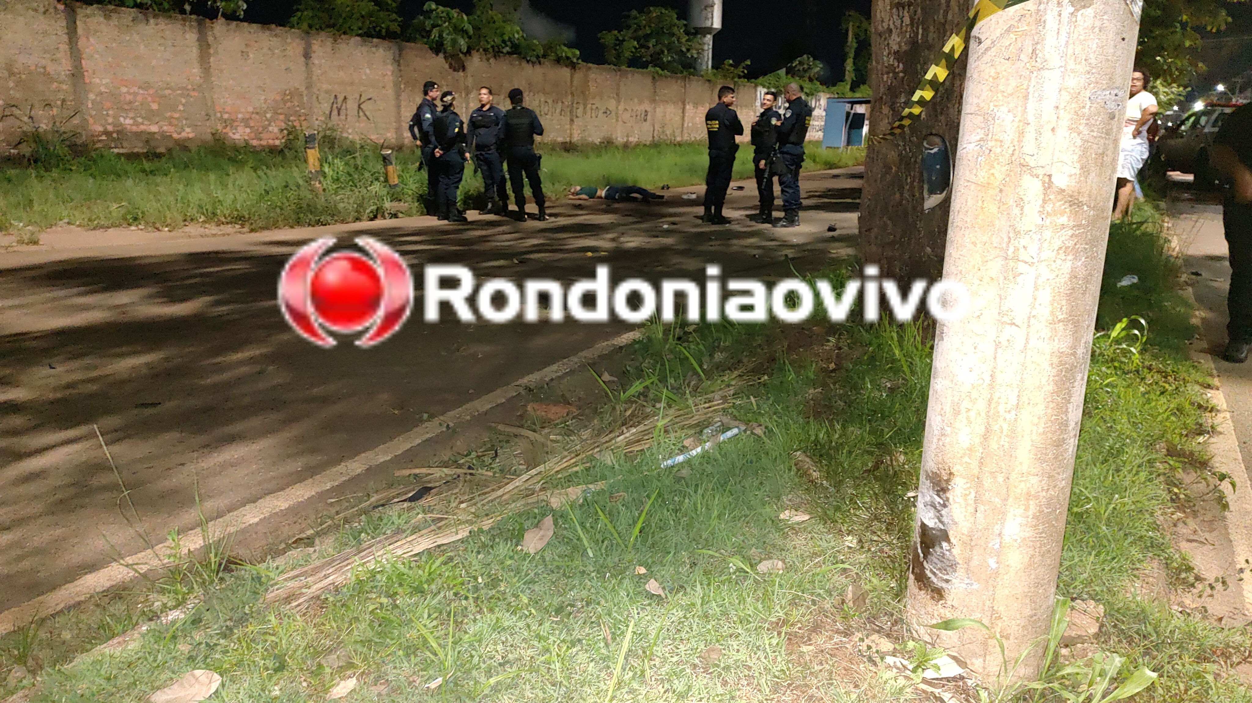 FIM DA LINHA: Criminoso morreu após bater em poste enquanto fugia de equipes da PM