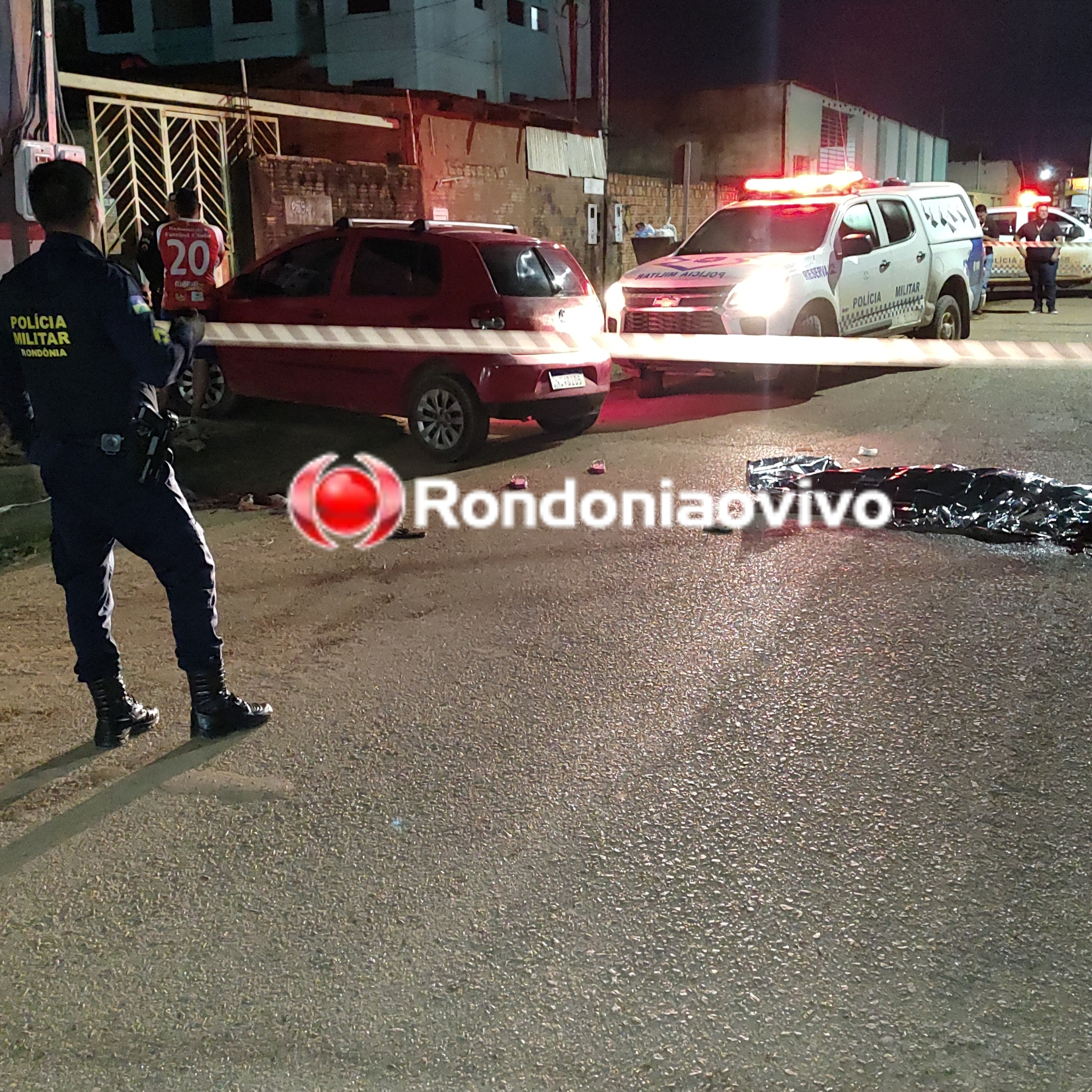 URGENTE: Açougueiro acusado de matar vizinho se apresenta na Delegacia de Homicídios 