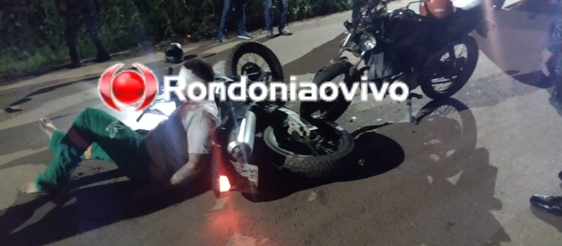 ACIDENTE FRONTAL: Dois ficam gravemente feridos após batida de frente entre motos na Calama