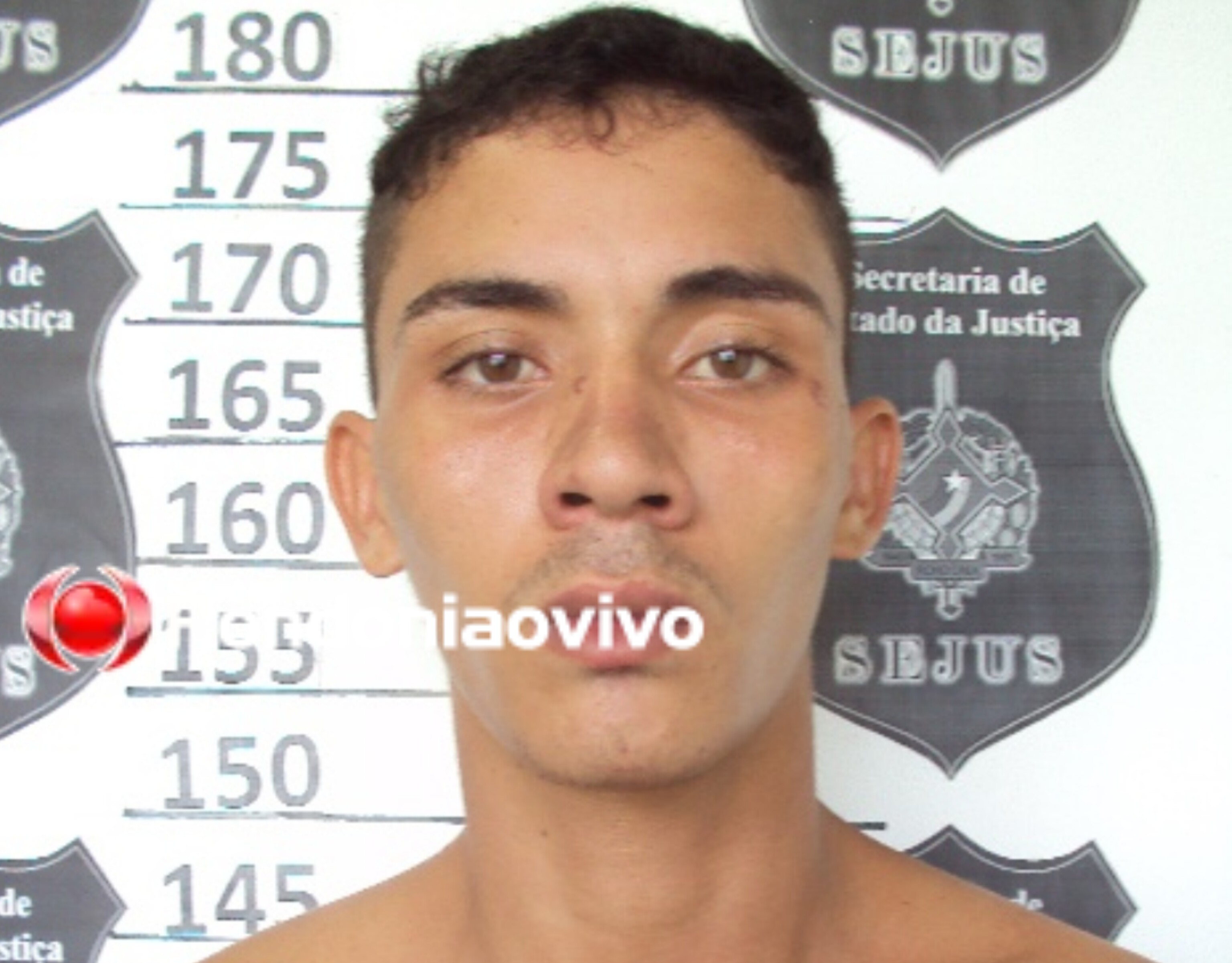 NO JK: Quadrilha tenta matar apenado a tiros no meio da rua