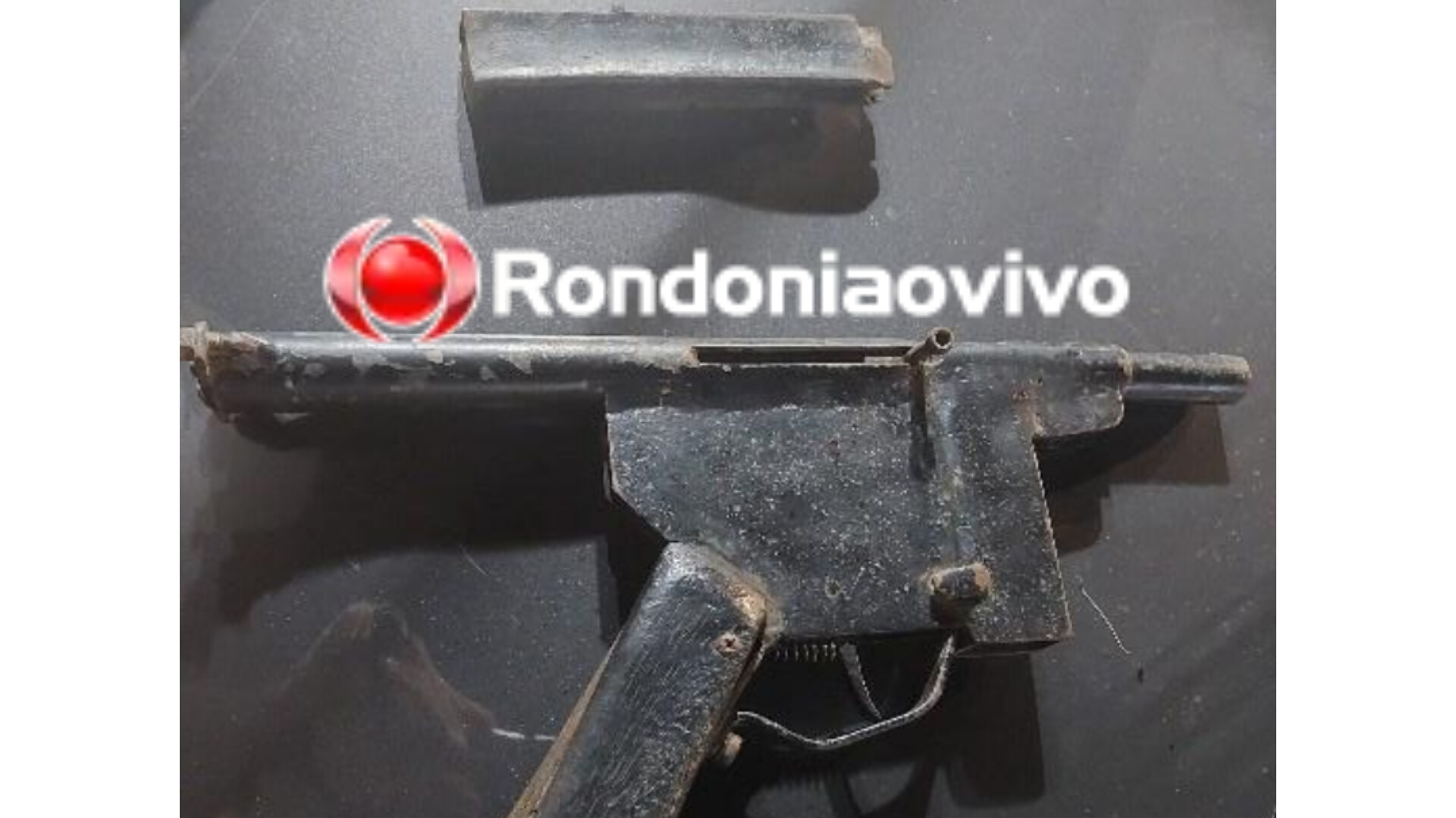 DESARMOU: Mulher reage a roubo, leva coronhadas na cabeça, mas toma arma de assaltante 