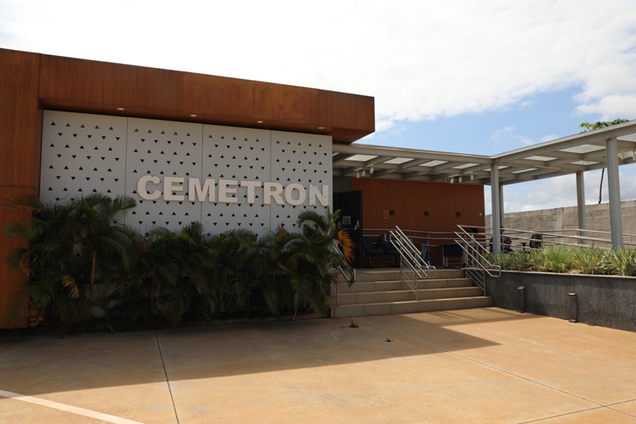 TRATAMENTO: Pacientes com quadro grave de dengue são atendidos no Cemetron