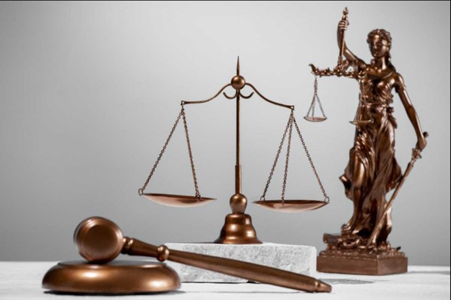 NOVIDADE: Lei determina que advogado fique na mesma altura do juiz nas audiências