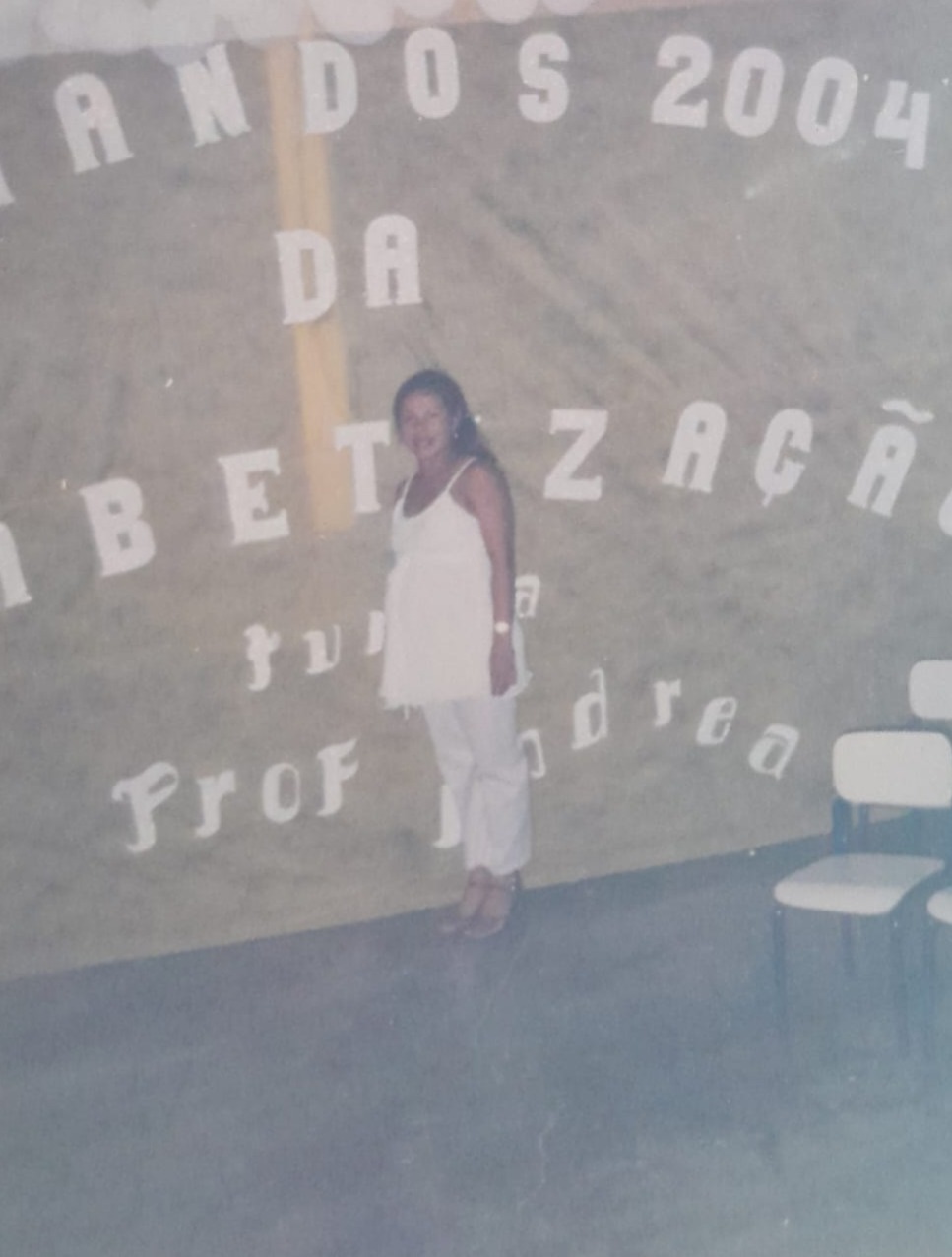 RETRATO DE MULHER: Leia a crônica 'Trilhando caminhos e realizando sonhos'