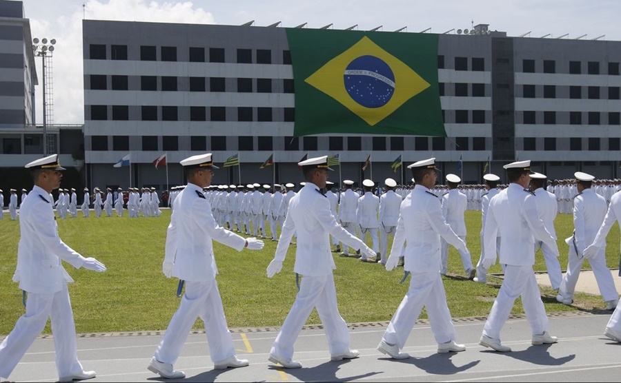 SEM POLÍTICA: Militares da Marinha têm prazo de 90 dias para se desfiliarem de partidos