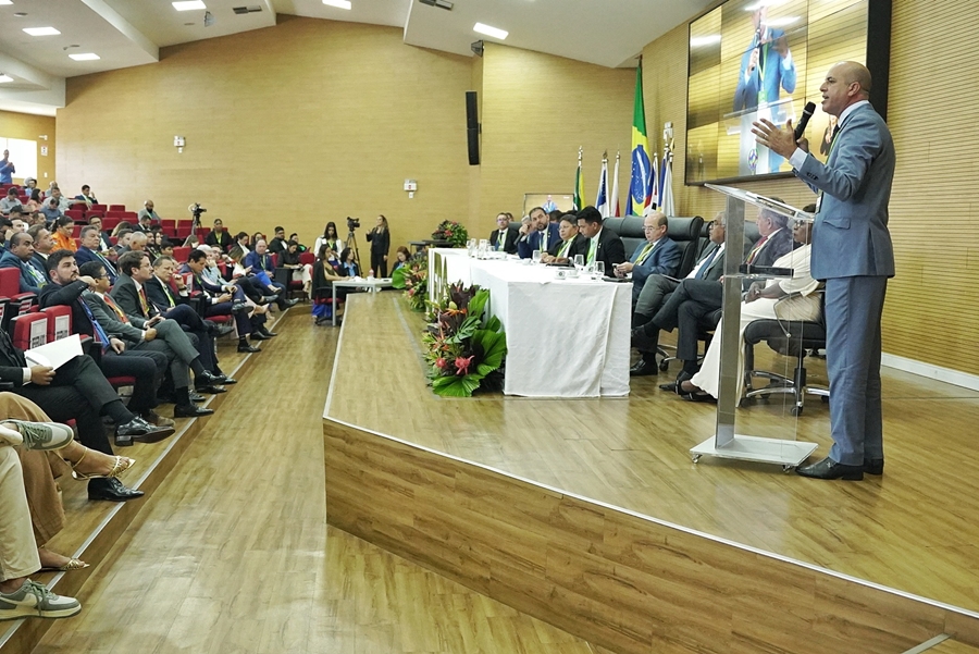 ISMAEL CRISPIN: Deputado assume presidência do Conselho Fiscal do Parlamento Amazônico