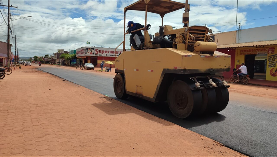 MELHORIAS: Obras de infraestrutura e pavimentação asfáltica avançam em Guajará-Mirim