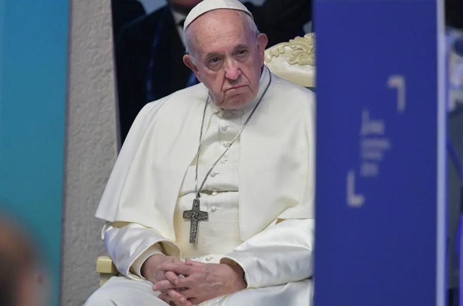 VATICANO: Papa Francisco é internado em hospital de Roma nesta quarta-feira