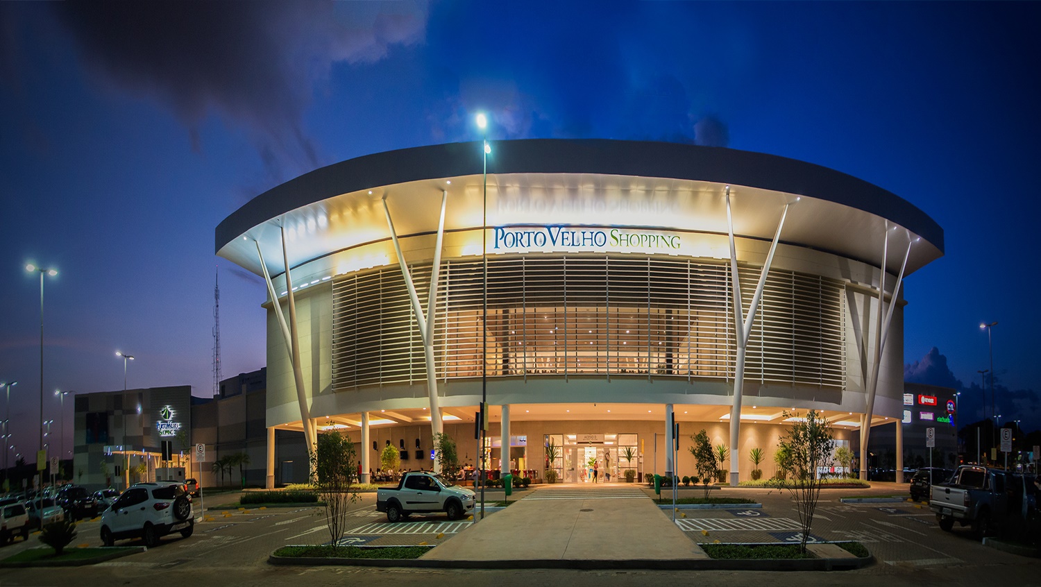 Ancar Ivanhoe promove pesquisa qualitativa nos corredores do PVH Shopping