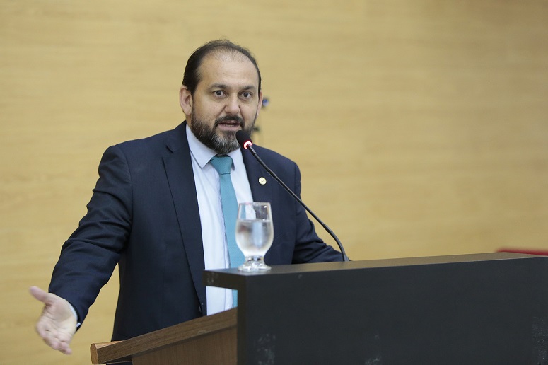 IMPASSE: Presidente Laerte Gomes cobra do DER a recuperação de rodovias em Alvorada