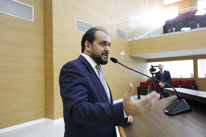 REGULARIZAÇÃO FUNDIÁRIA: Laerte reitera proposta para que Estado faça regularização de áreas pacificadas