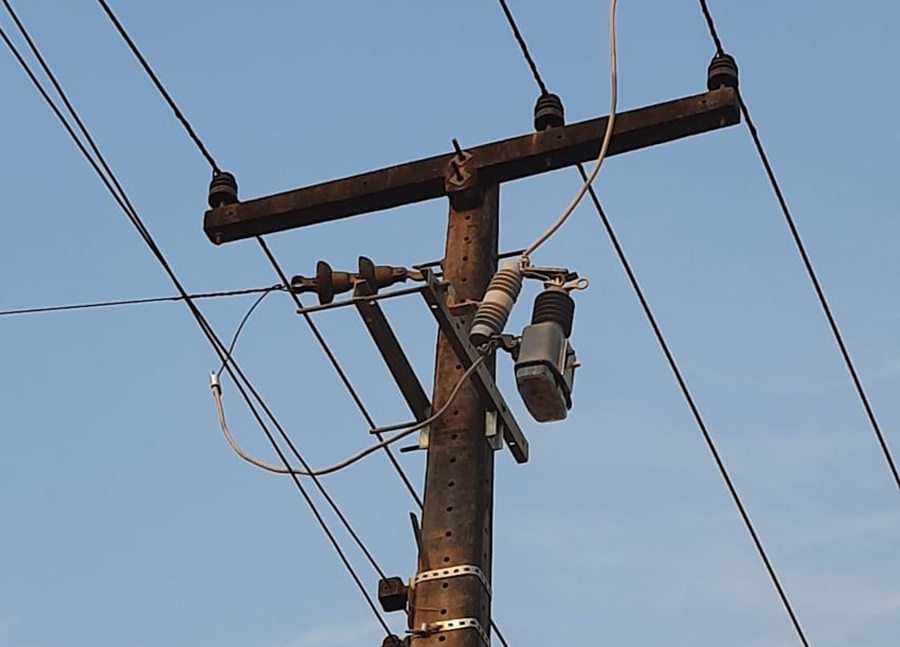 MANUTENÇÃO: Energisa instala religadores automáticos de energia em redes rurais de Rondônia