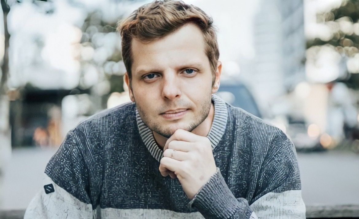 STAIRS FILMES: Marcos Michalak recebe convite para atuar em filme