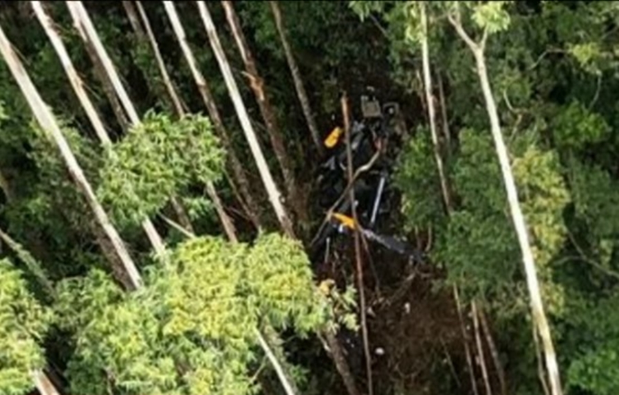 RESOLUÇÃO: Helicóptero desaparecido em SP é localizado em Paraibuna