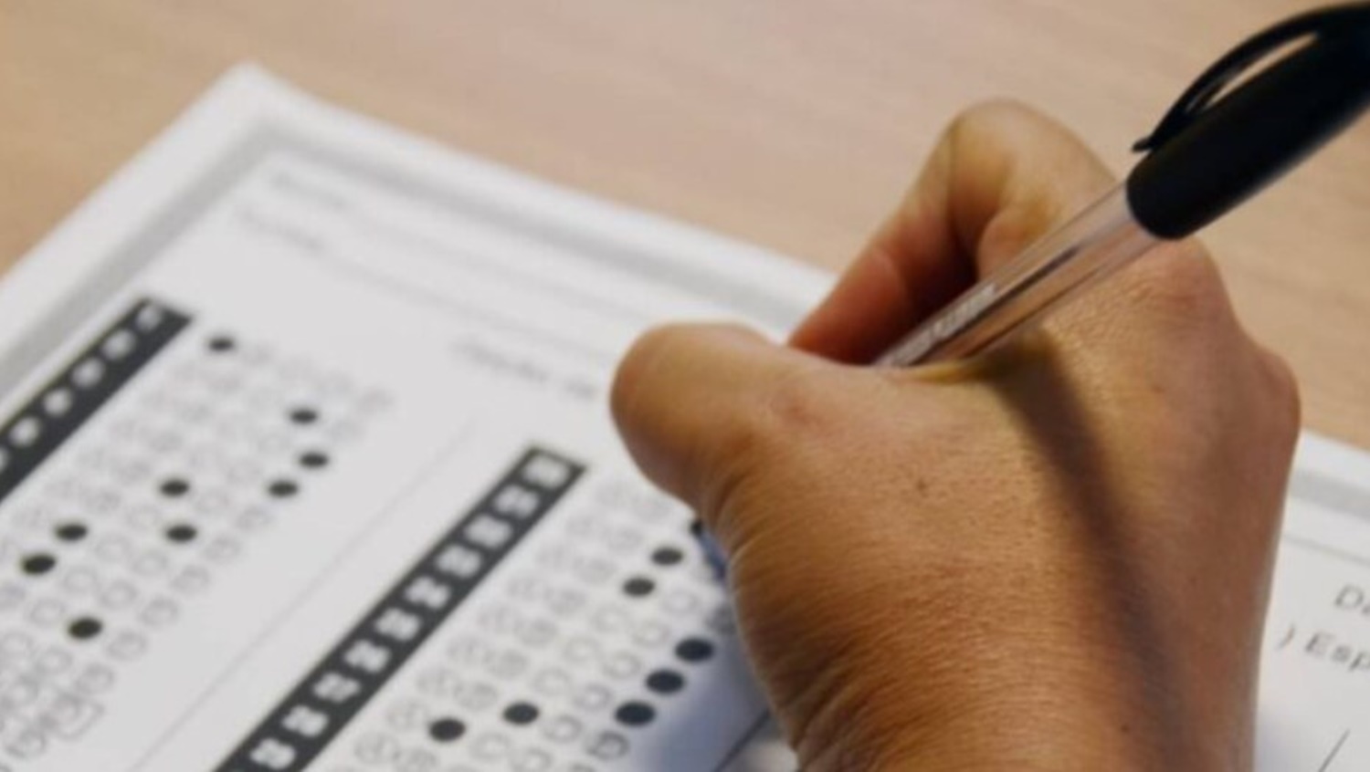 DOIS NÍVEIS: Secretaria da Fazenda faz concurso com salários de até R$ 23,5 mil