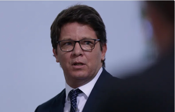  'DARK HORSE': Mario Frias é alvo de busca da PF em operação