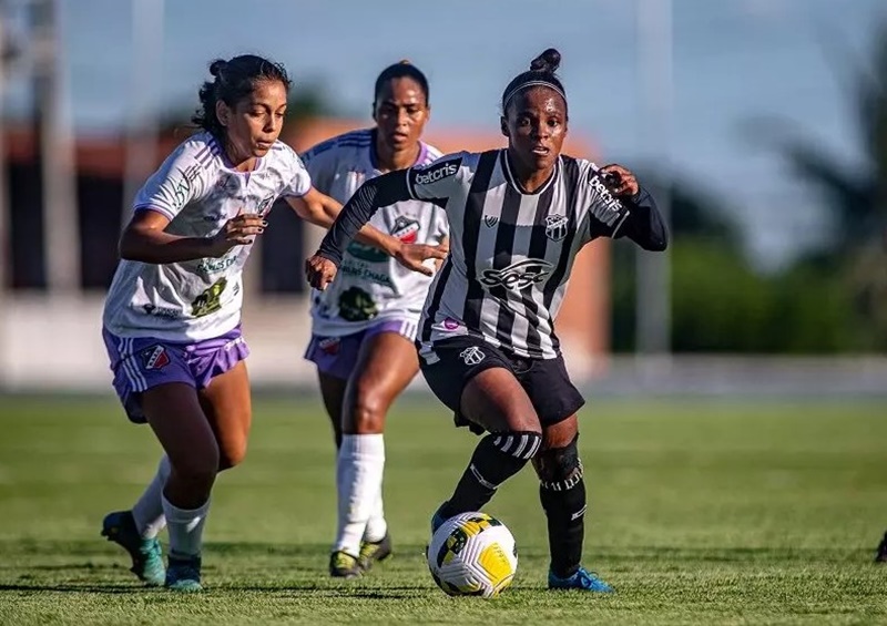 FUTEBOL FEMININO: Ceará vence Real Ariquemes e larga na frente por vaga na final do Brasileiro
