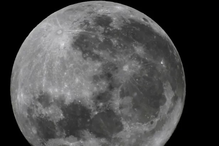 EM JULHO: Superlua estará mais perto da Terra do que um típico evento de lua cheia