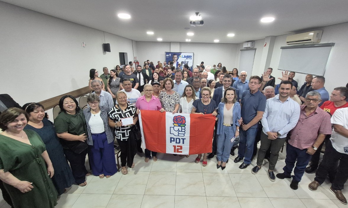 PASSO DECISIVO: Presidente do Sindsef filia-se ao PDT e reforça luta pela categoria