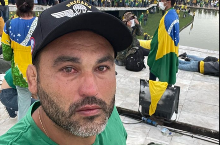GOLPISTA: Sobrinho de Bolsonaro participou dos atos antidemocráticos em Brasília