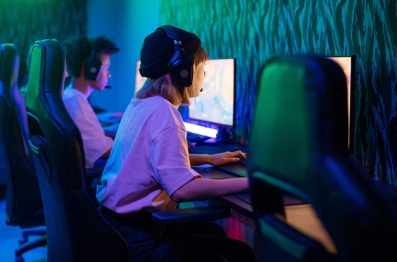 O que considerar ao escolher uma tela para jogos?