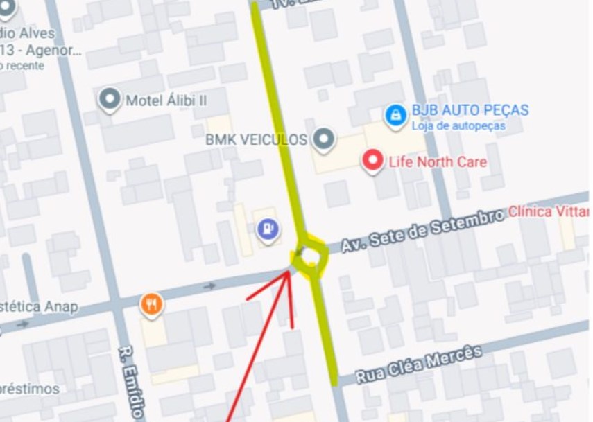 GEDEÃO NEGREIROS: Vereador age e bairro Socialista recebe limpeza e roçagem