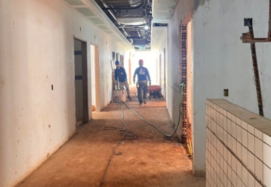 GUAJARÁ-MIRIM: Obras no hospital avançam com instalações e serviços de infraestrutura