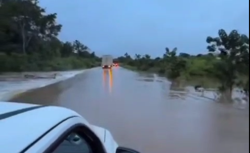 ALERTA: PRF avisa sobre alagamento na BR-364 em Cacoal sentido Porto Velho