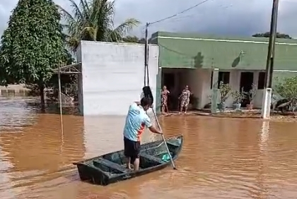 PIMENTEIRAS DO OESTE: Supertemporal atinge município e vídeos de alagamentos viralizam nas redes