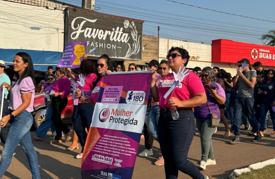 AGOSTO LILÁS: Nova Mamoré se une em caminhada pelo fim da violência contra a mulher