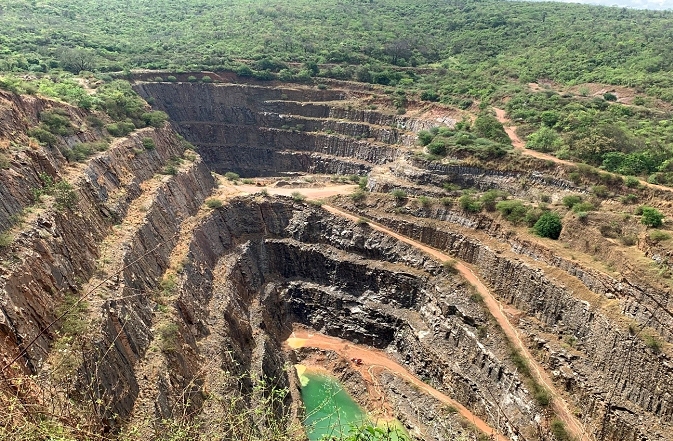 MATERIAL: Brasil tem grandes reservas de urânio, mas produz pouco e importa combustível