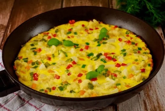 SIMPLICIDADE: Fritada de batata com abobrinha é uma delícia