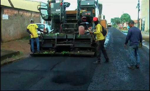 EDWILSON NEGREIROS: Vereador contribui com avanço nas obras de recapeamento na Zona Leste da Capital