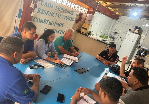 CHUPINGUAIA: Reunião de autoridades trata dos Jogos Escolares, Indígenas e Festival Estudantil