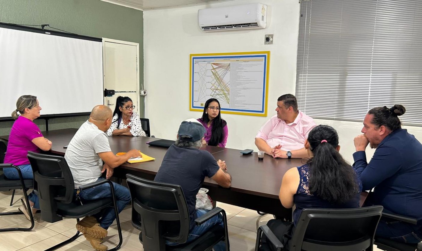 DIÁLOGO E SOLUÇÕES: Reunião na Seinfra busca melhorias para o Mercado Central