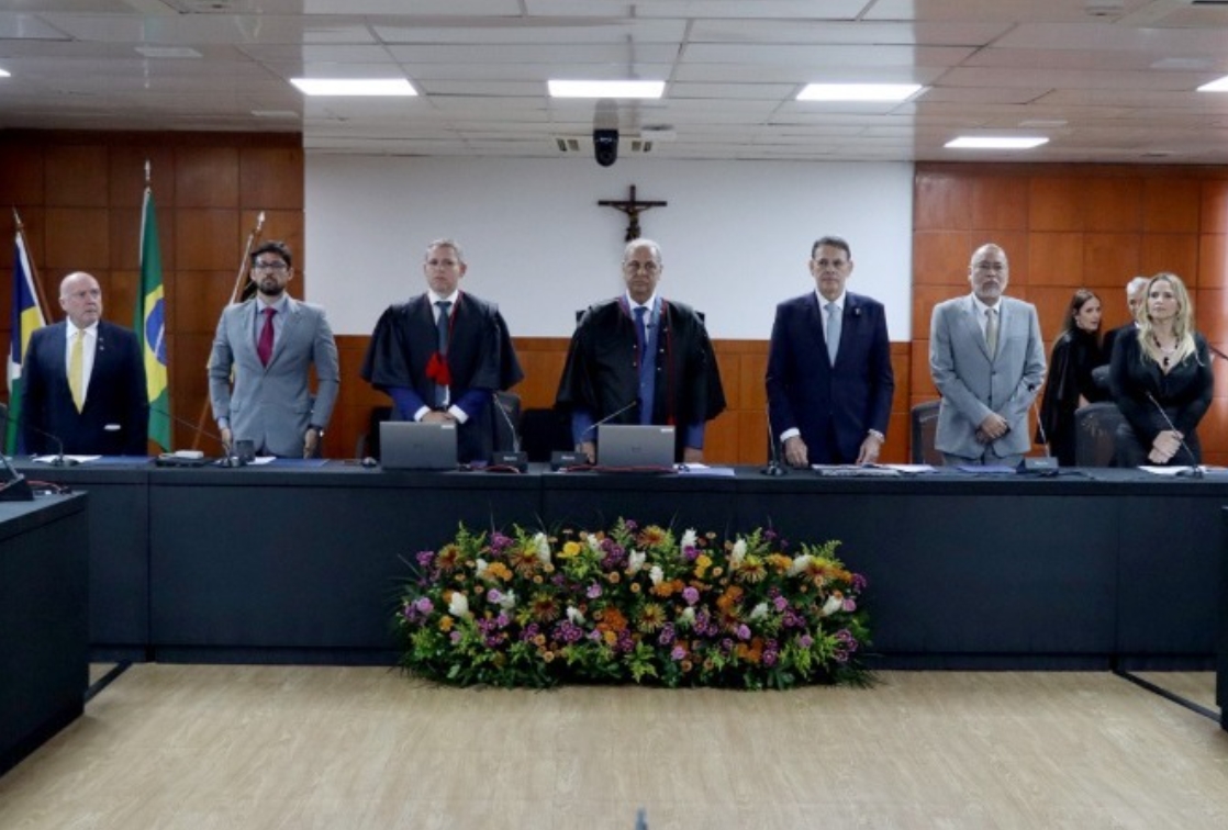 HONRARIA: MPRO prestigia sessão solene do TRE-RO em homenagem ao Tribunal de Justiça