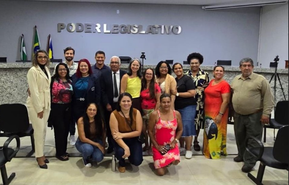 VALORIZAÇÃO: Vereadores aprovam reajuste do piso salarial dos professores autorizado por Lula