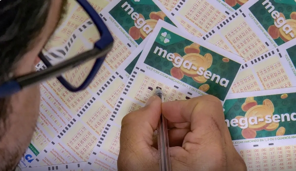 APOSTAS: Mega-Sena sorteia prêmio estimado em R$ 130 milhões nesta quinta (30)