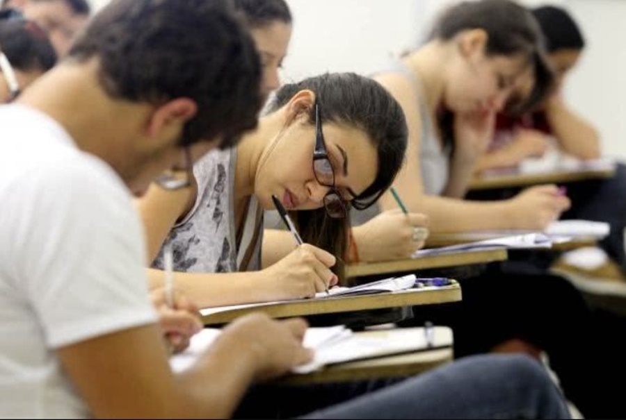 QUATRO ÁREAS: Tribunal de Contas lança edital de concurso com salário de R$ 11.335, 32