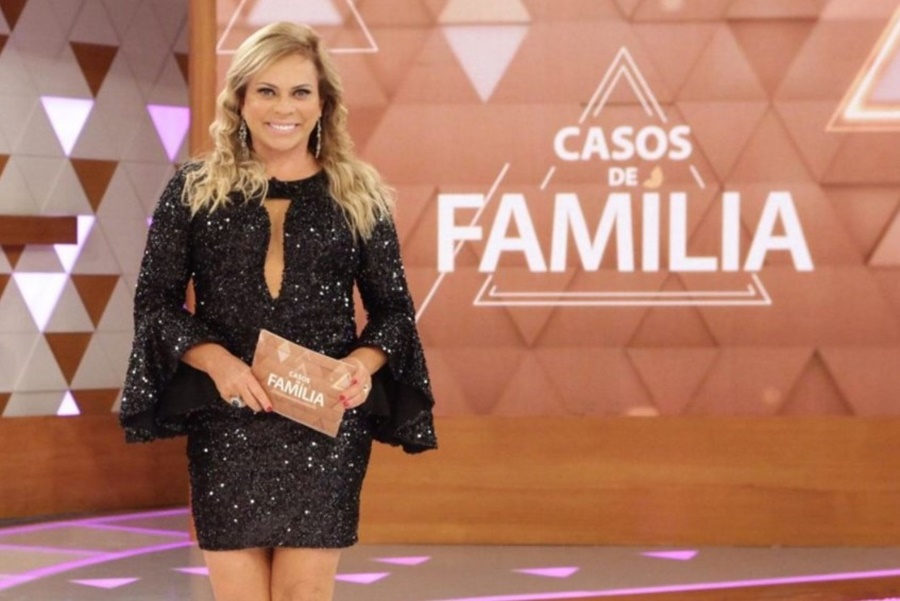 CASOS DE FAMÍLIA: Programa de Christina Rocha no SBT sairá do ar após 18 anos