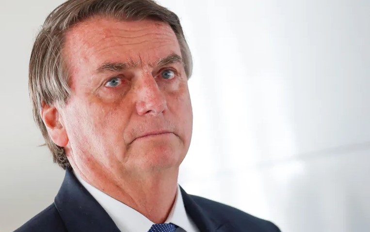 MANOBRA: Avião de Bolsonaro arremete em tentativa de pouso em Belo Horizonte