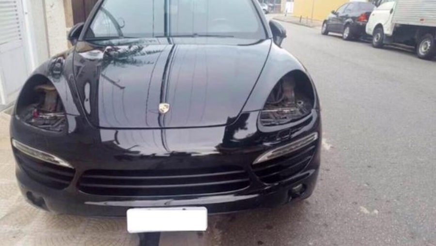 CARO: Faróis de carros de luxo se tornaram os novos alvos de ladrões