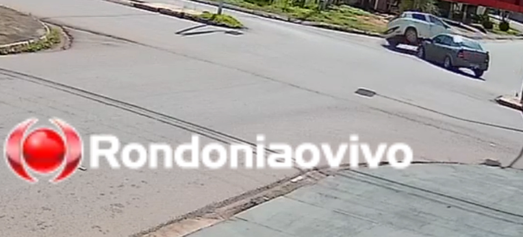 VÍDEO: Carro de aplicativo capota após grave colisão que deixou duas pessoas feridas 