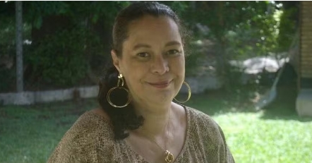 ESTAVA EM CASA: Morre filha de Olavo de Carvalho que teve desavenças com o pai