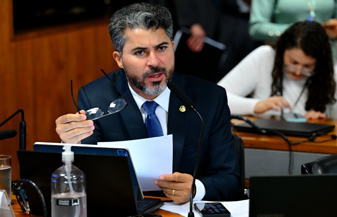 MARCOS ROGÉRIO: Senador aprova novas regras para busca e apreensão de maquinário agrícola