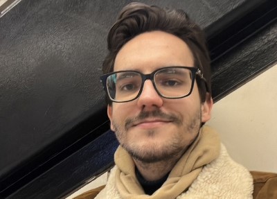 BOSTON UNIVERSITY: Vilhenense Luiz Gustavo Z. Capra recebe prêmio de excelência acadêmica