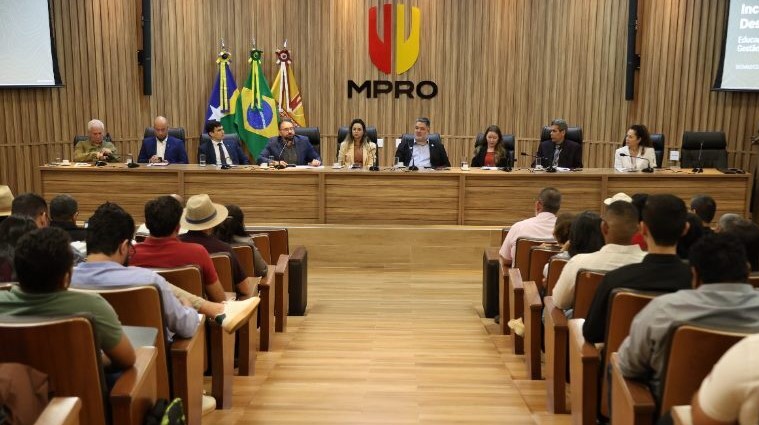 PREVENÇÃO: MPRO reúne municípios para apresentação de planos contra queimadas