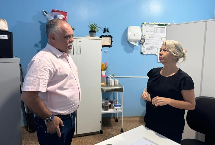 JOEL DA ENFERMAGEM: Vereador realiza fiscalização na Unidade de Saúde Pedacinho de Chão