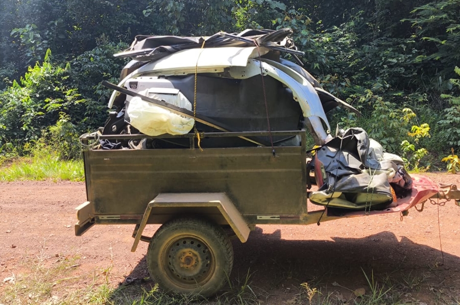 RISCO DE CONTAMINAÇÃO: Descarte de lixo põem nascente e moradores do Recanto dos Pássaros em risco