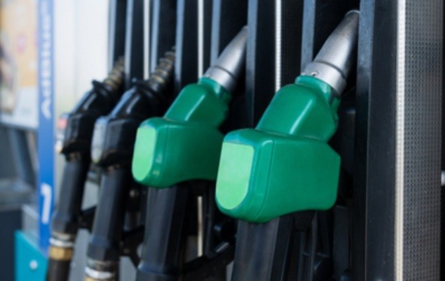 CONTENÇÃO: Governo zera imposto e valor de combustível deve cair